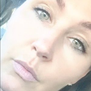 Meet your Posher, Sherry